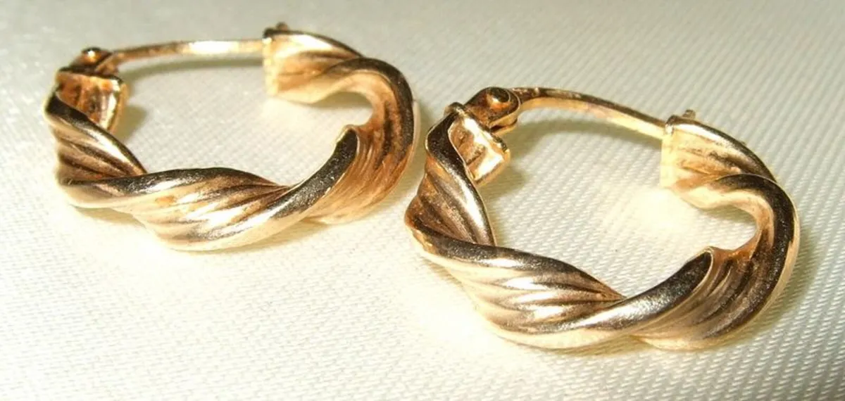 Pristine 9ct Gold 1" Twisted Rope Hoop Earrings - Image 2