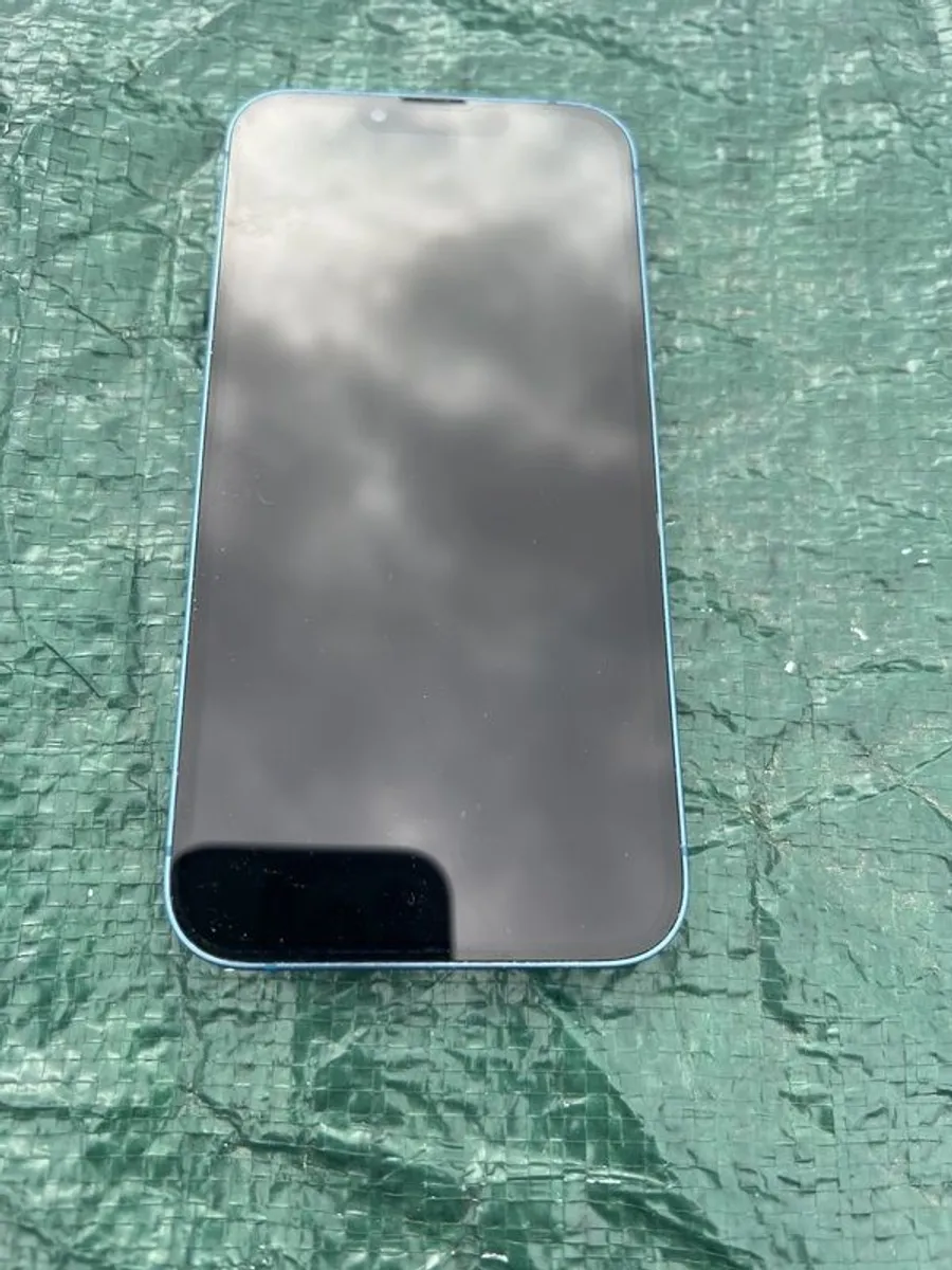iphone - Image 1
