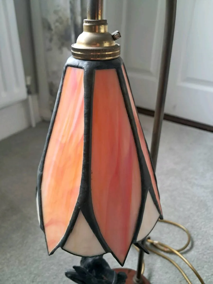 Genesis Tiffany Style Lamp - Image 2