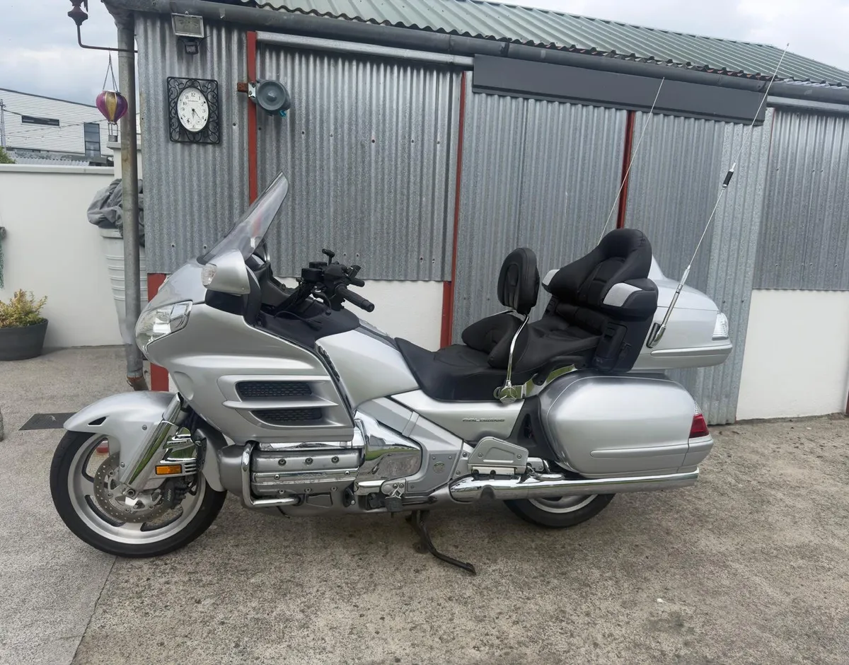 Honda Goldwing 1800 - Image 1