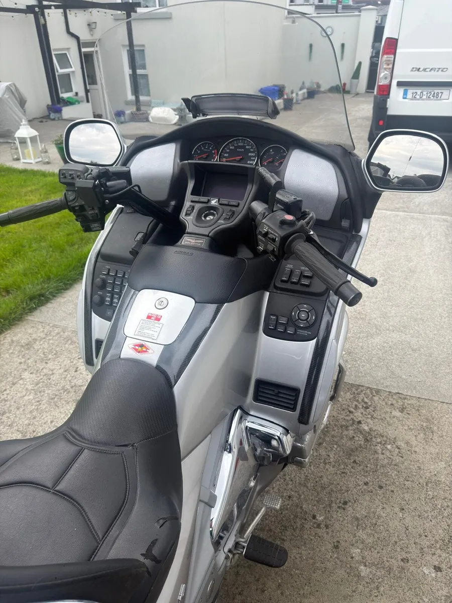 Honda Goldwing 1800 - Image 2