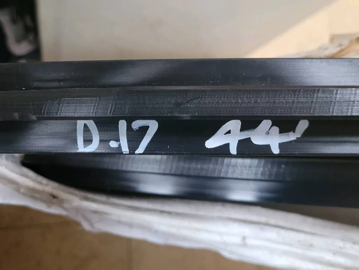 Tides Marine 44 ft D17 Sail Track - Image 2