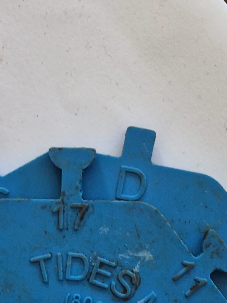 Tides Marine 44 ft D17 Sail Track - Image 4