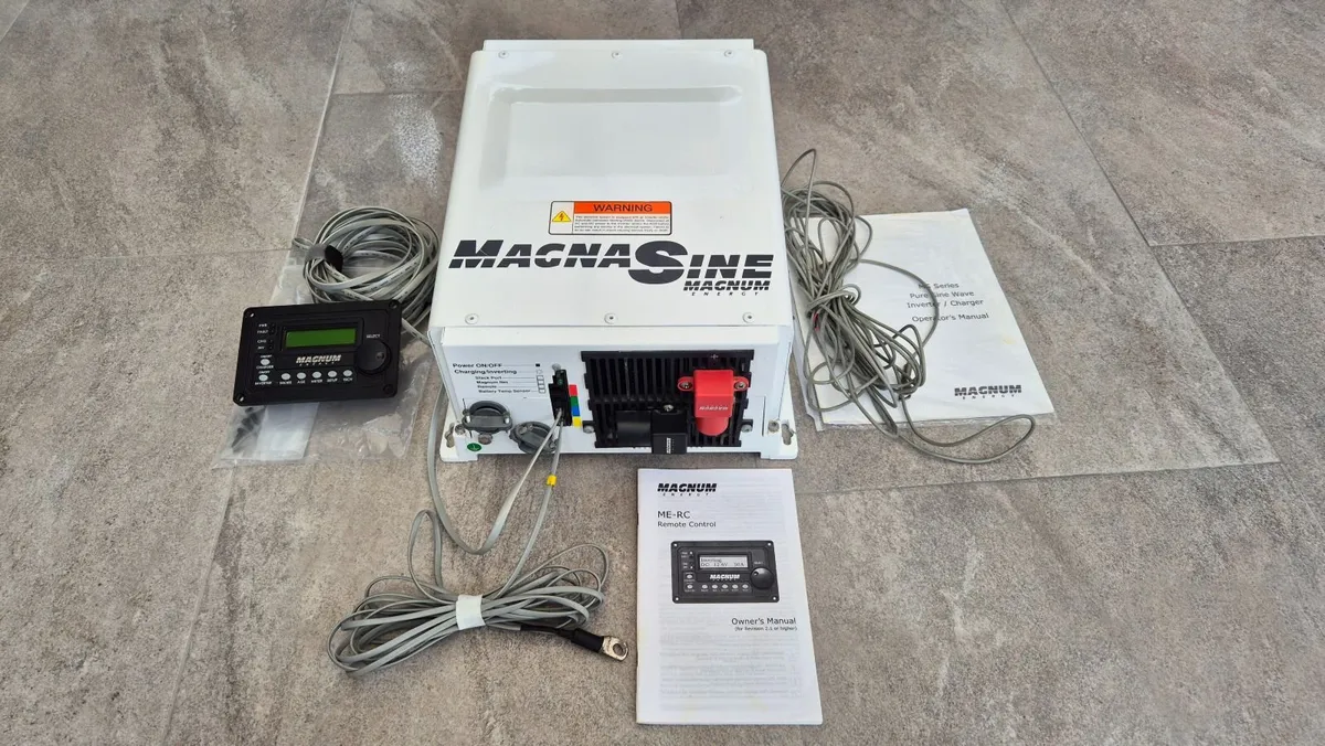 Magnum Inverter/charger  2700W with remote - Image 1