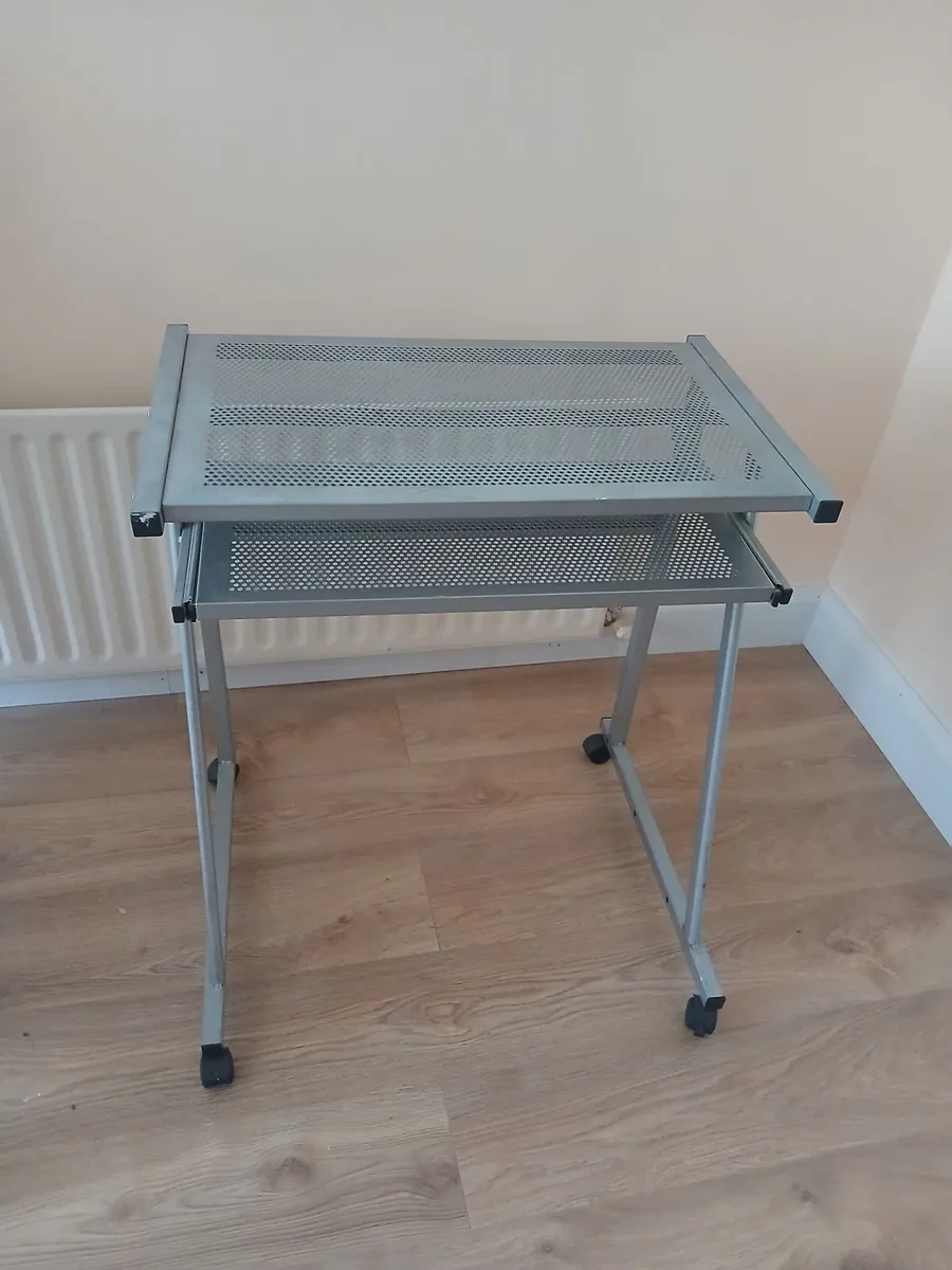 Study Table - Image 2