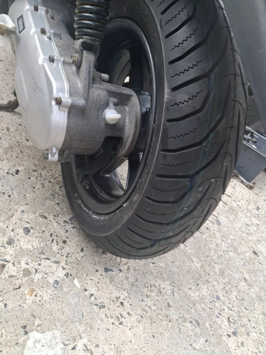 Moped - Image 3