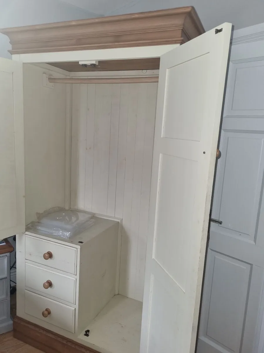 Solid Pine Painted Wardrobe - Image 4
