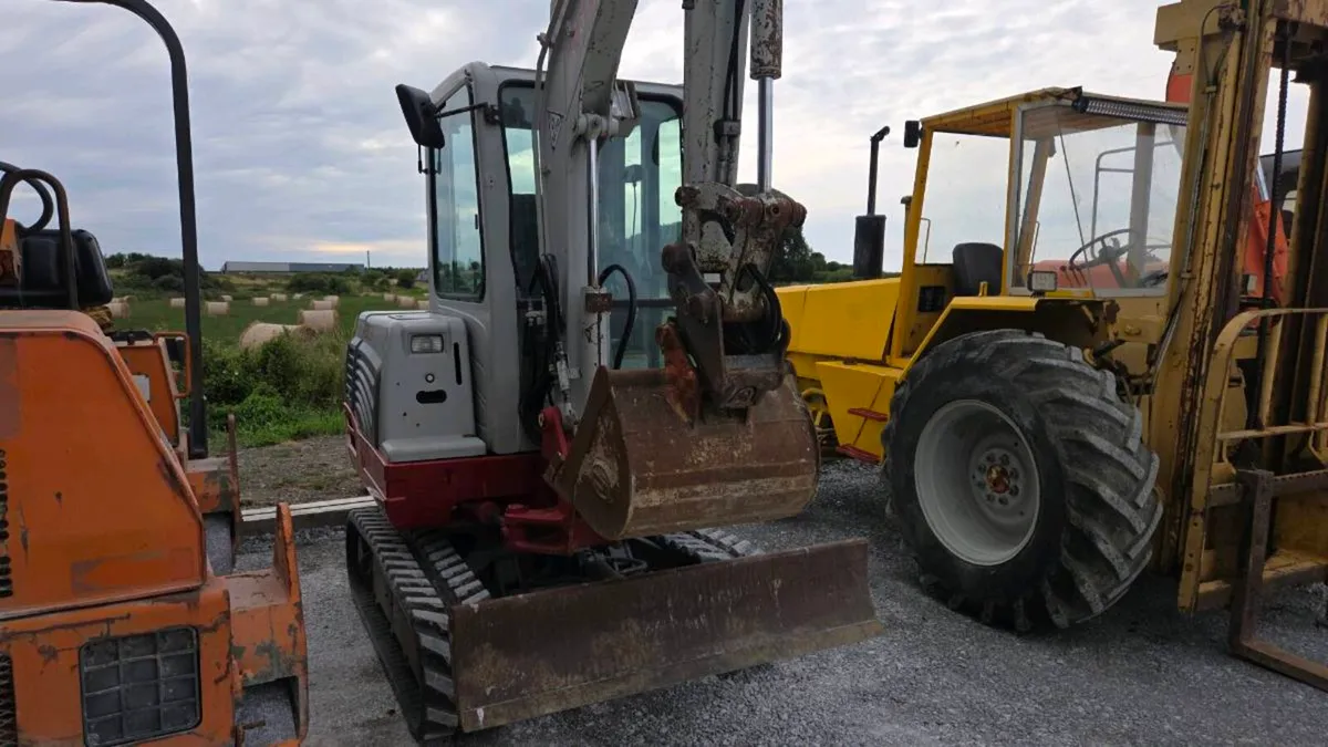 Takeuchi - Image 3