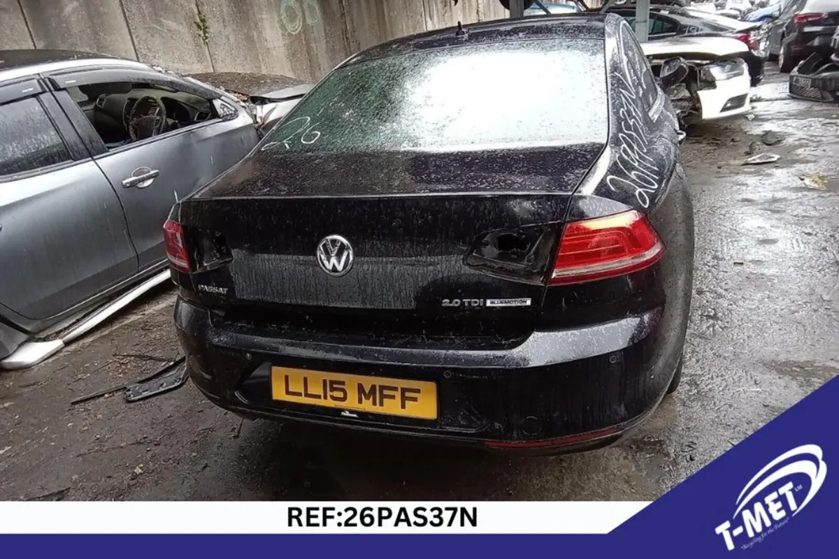 2015 VOLKSWAGEN PASSAT BREAKING FOR PARTS - Image 2
