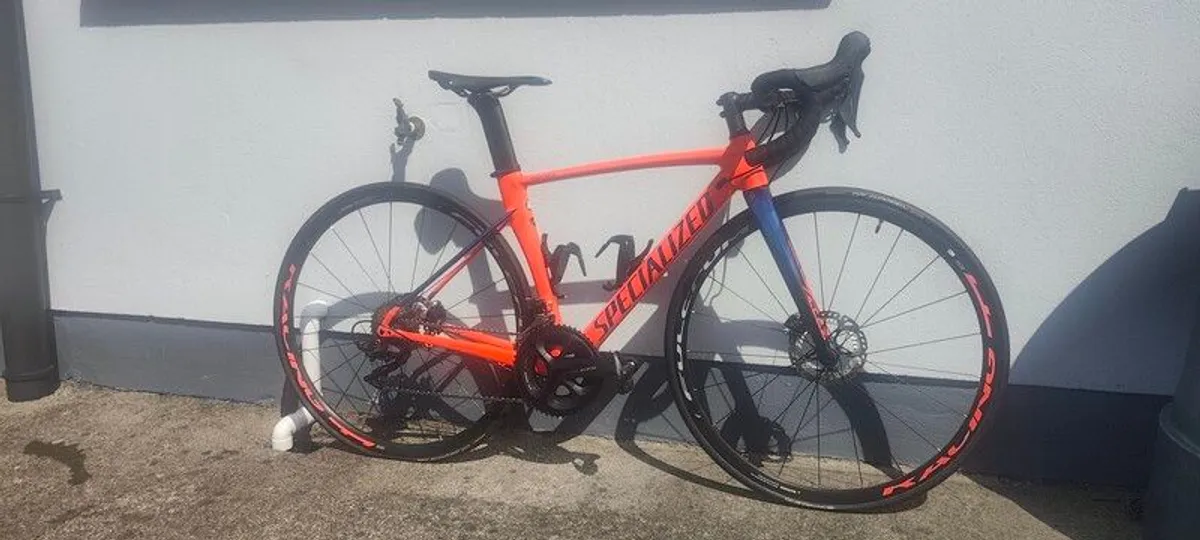 specialized allez sprint disc road bike. - Image 2