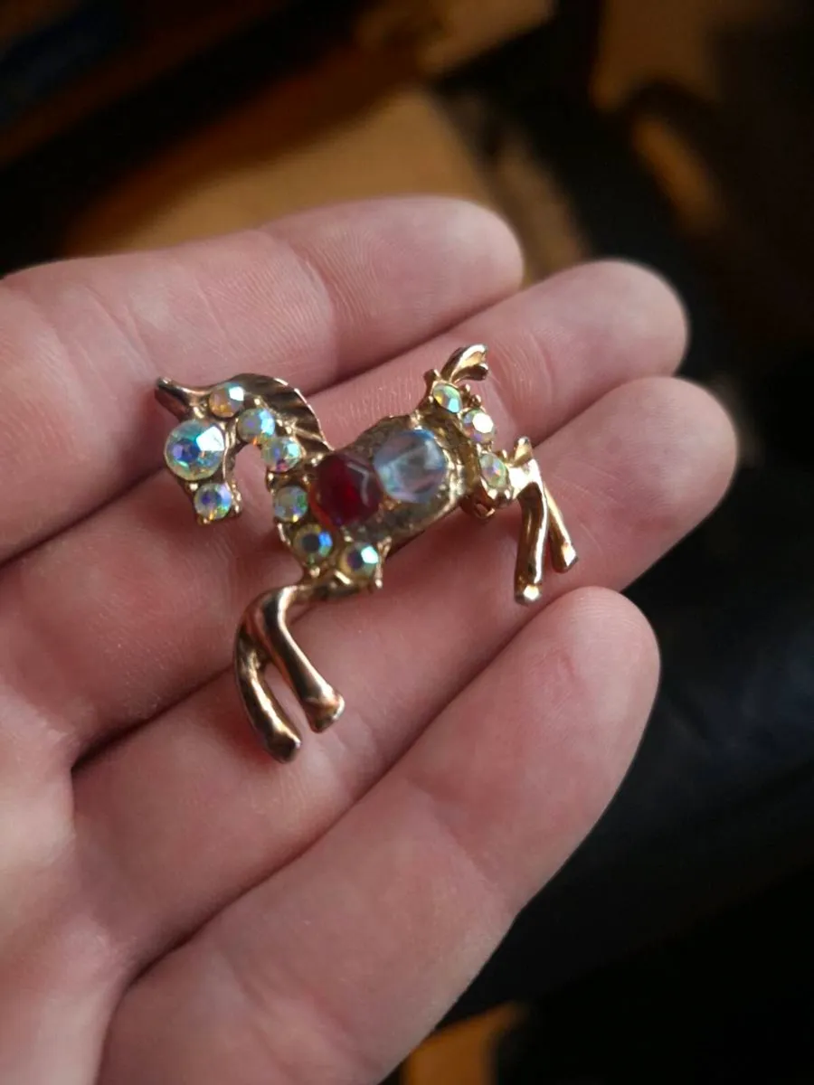 Nice Vintage 1950's/60's Horse Brooch - Image 2
