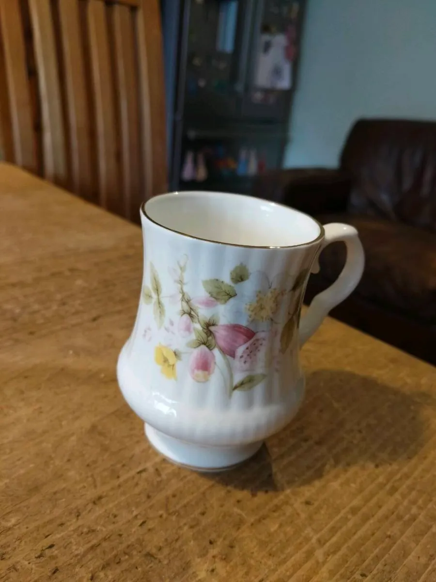 Staffordshire Ashley Bone China England Flower Bou - Image 1