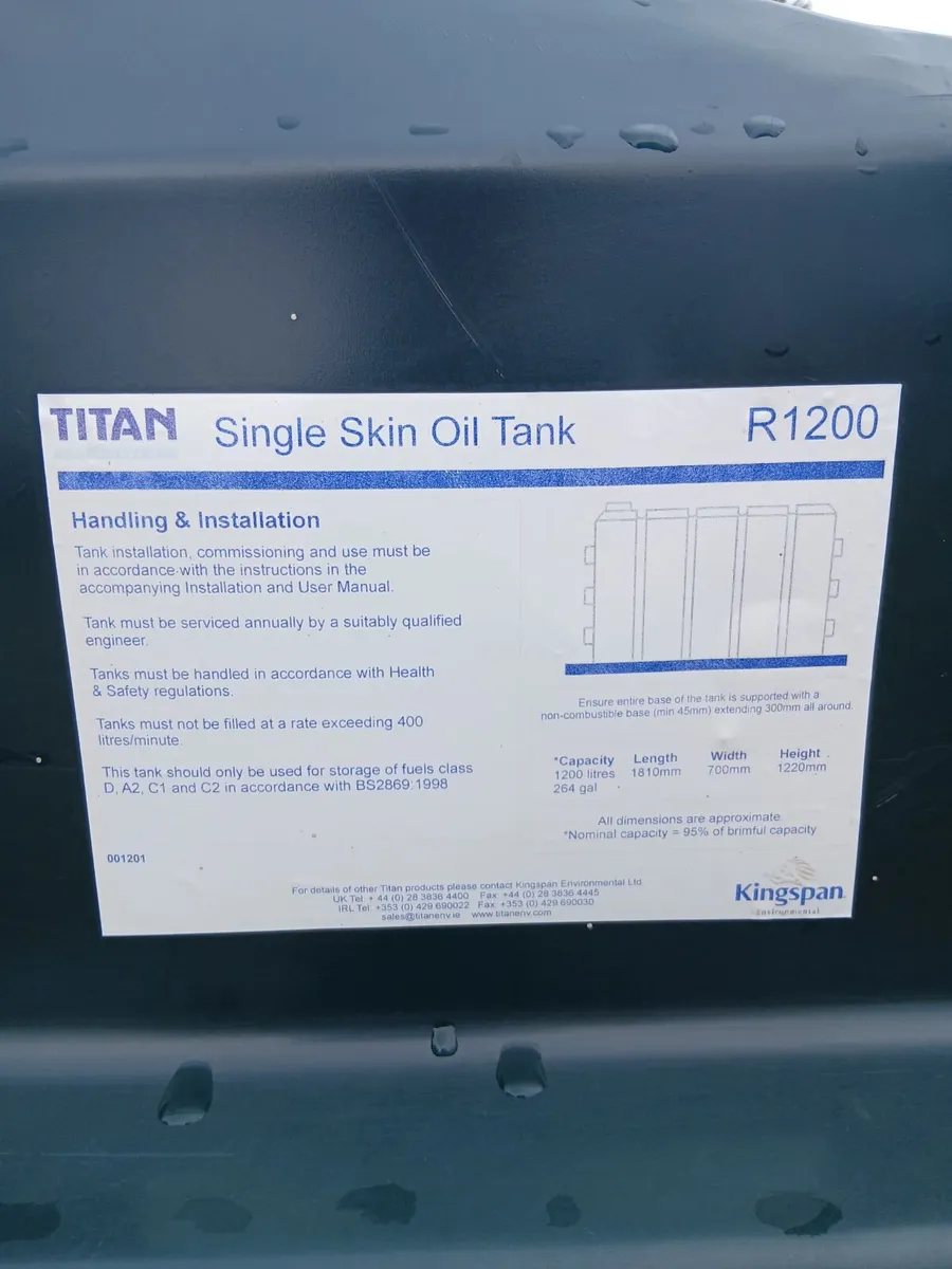 Oil tank - Image 1