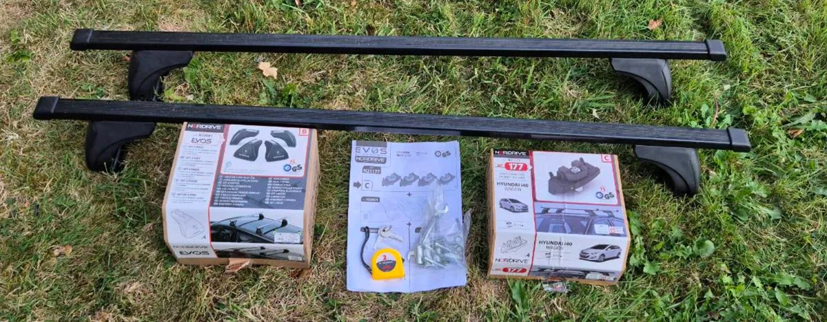 Nordrive steel roof bars and feet kit - universal - Image 1