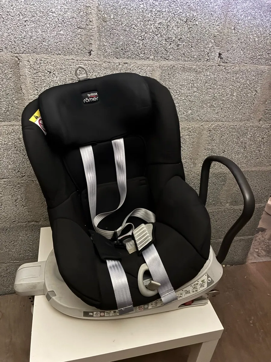Britax Dualfix Car Seat - Image 2
