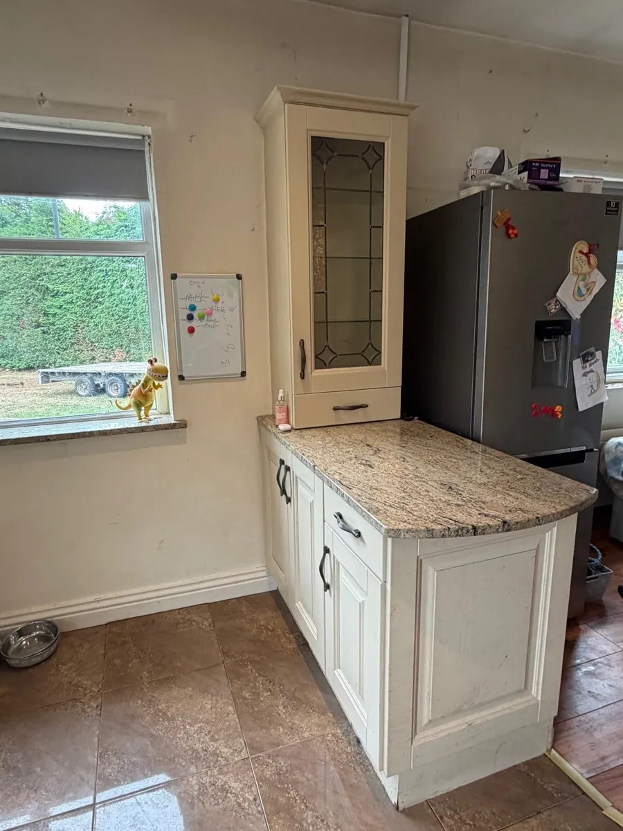 Kitchen - Image 4