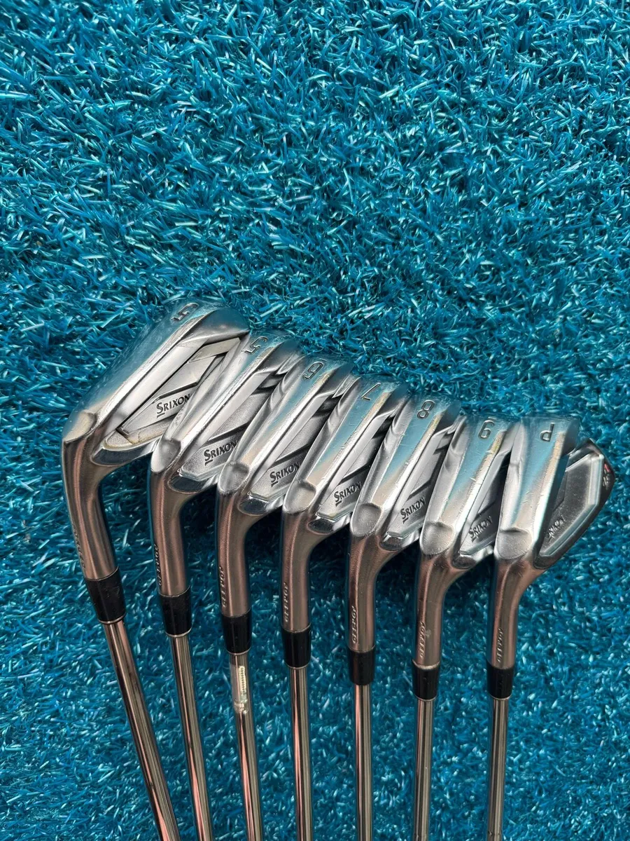 Srixon ZX7 irons - Stiff - Left Handed - Image 4