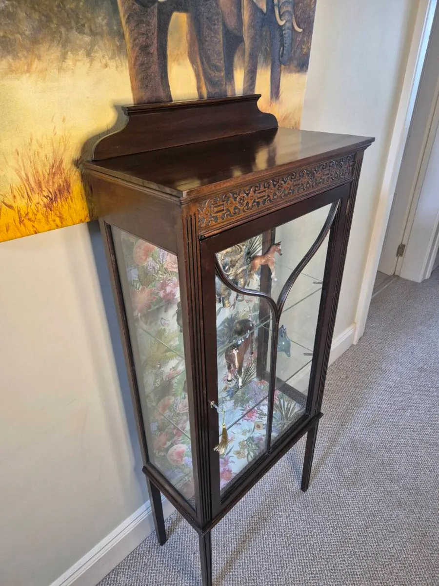 Glass cabinet - Image 4