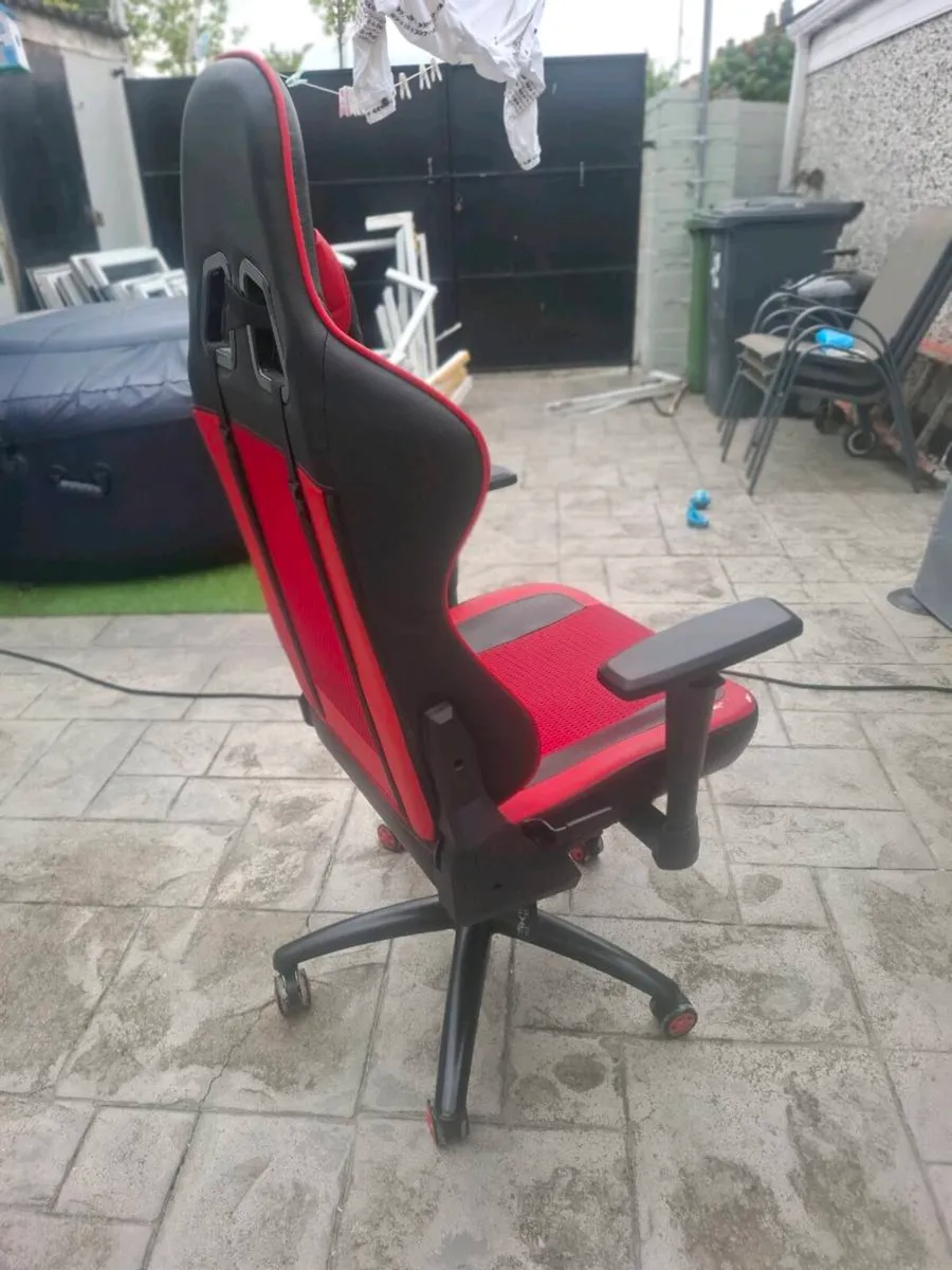 Gaming chair - Image 3