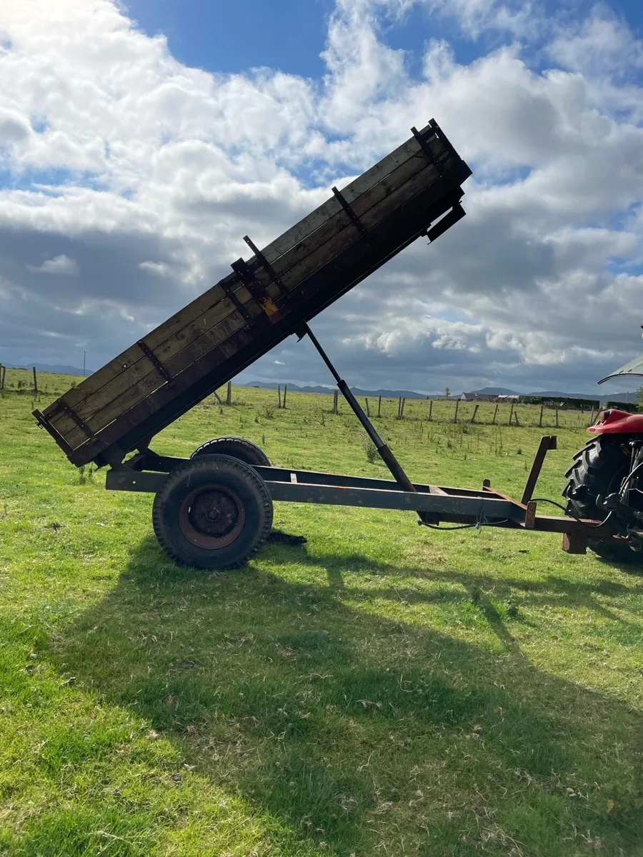 Tipping trailer - Image 1