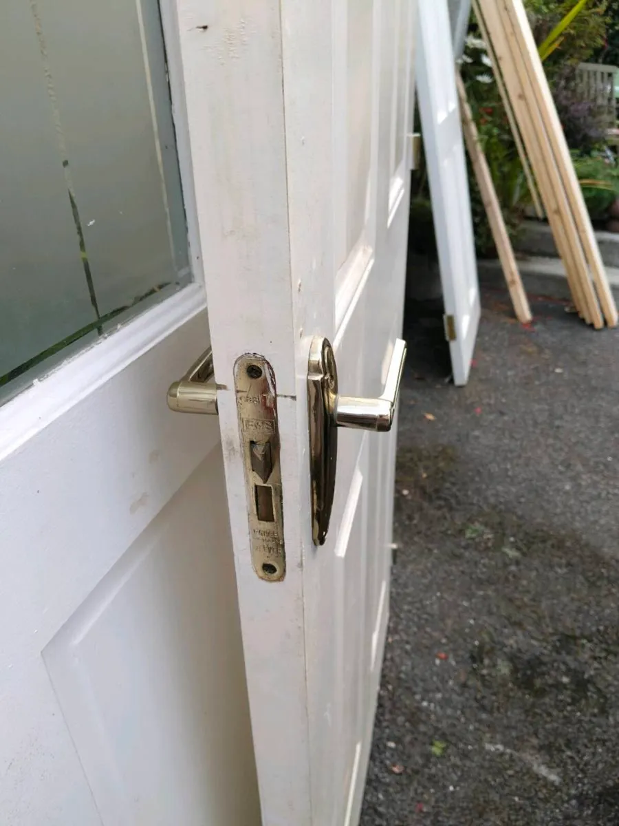 2 cream flush Doors.
72.5 " high. 32" wide.
Comes - Image 2