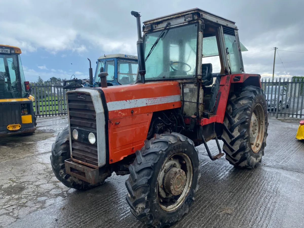 Massey Ferguson 690 4 wheel drive - Image 2