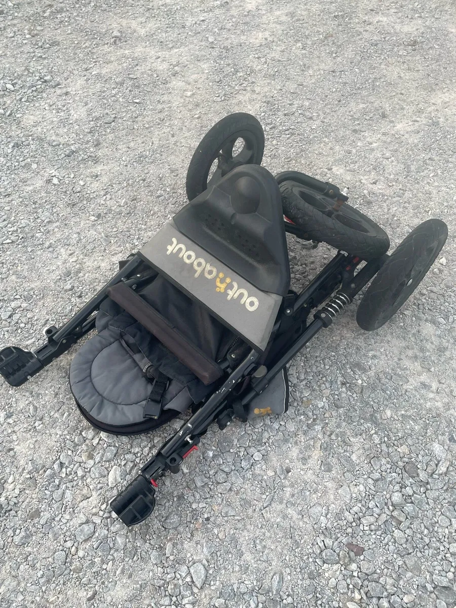Out n about single nipper V4 - Image 2