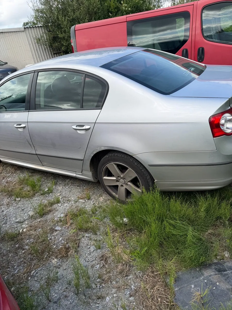 Vw Passats b6 & b7 for breaking - Image 3