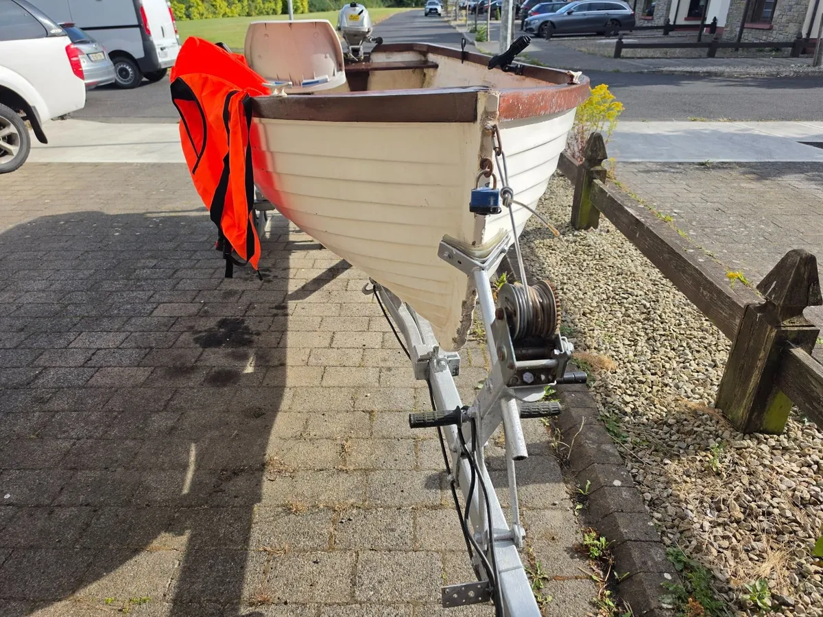 Fishing boat for sale - Image 3