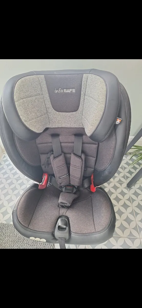 Infasafe Car seat - Image 3