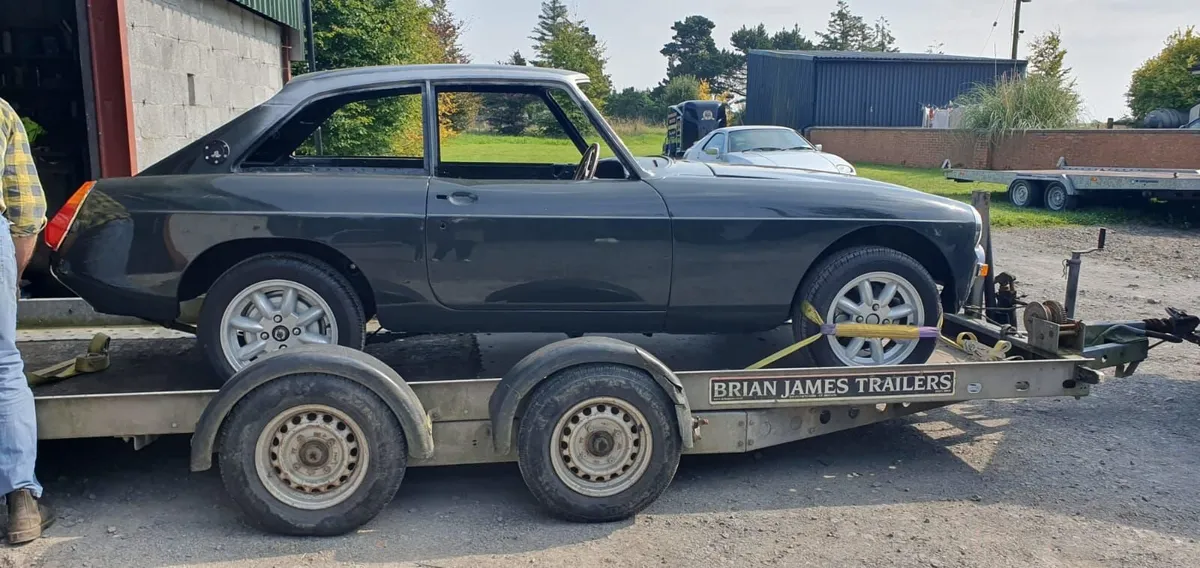 MGB GT Sebring recreation. - Image 2