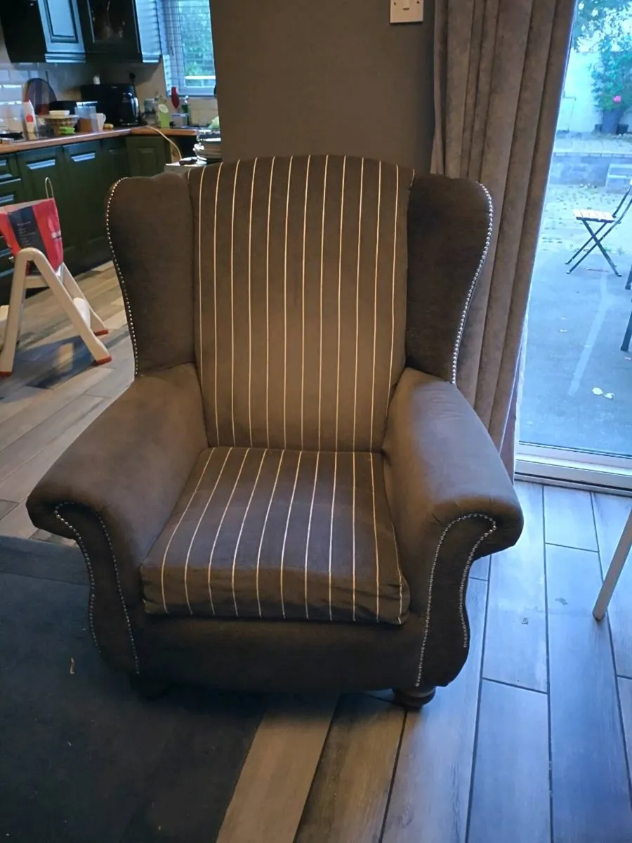 Queen Anne chair and foot stool - Image 4