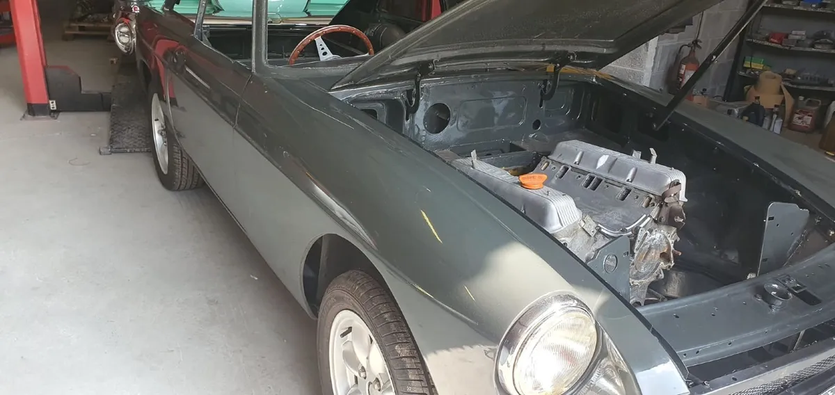 MGB GT Sebring recreation. - Image 4
