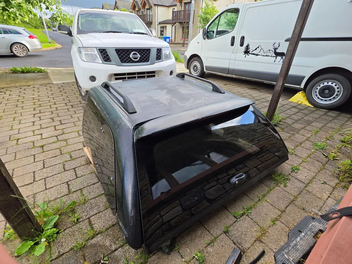 Nissan Navara 2015 - Image 2