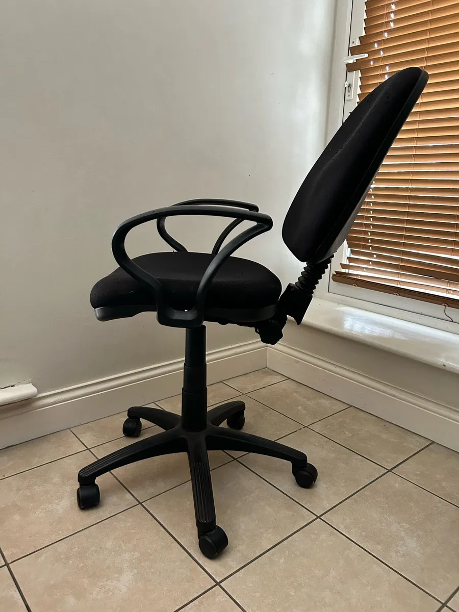 Office chair - Image 3