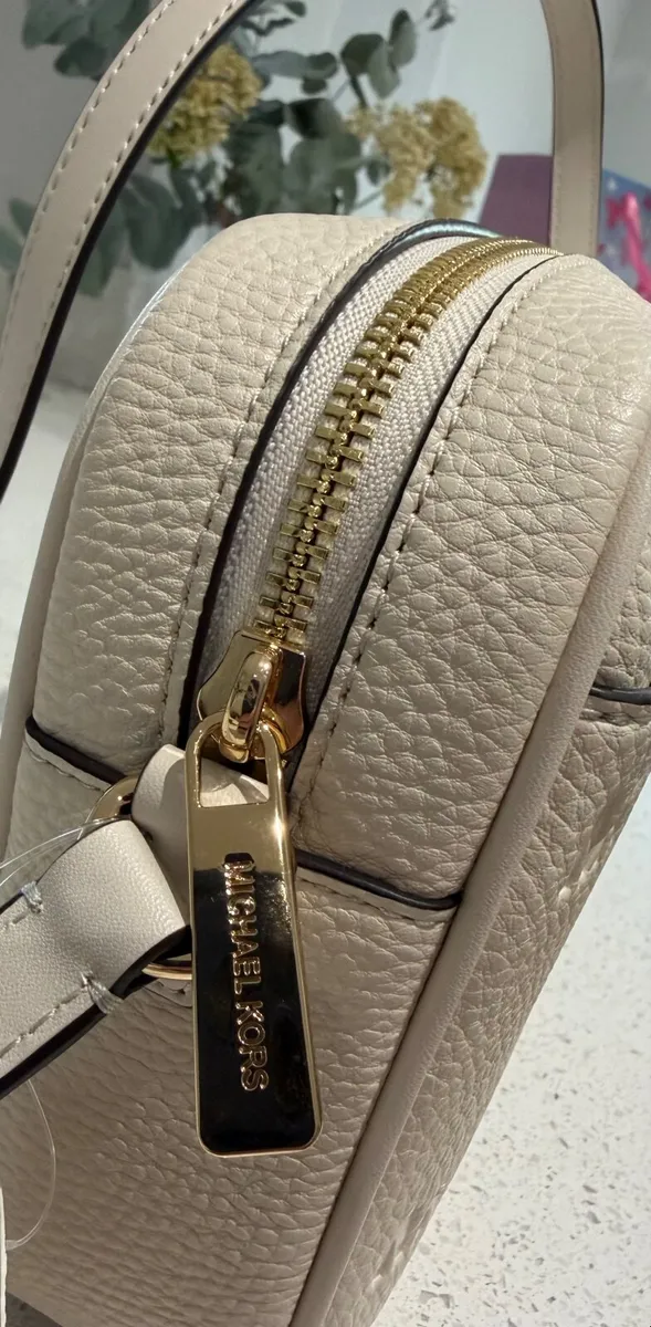 Michael Kors White Leather Crossbody Bag BNWT - Image 2