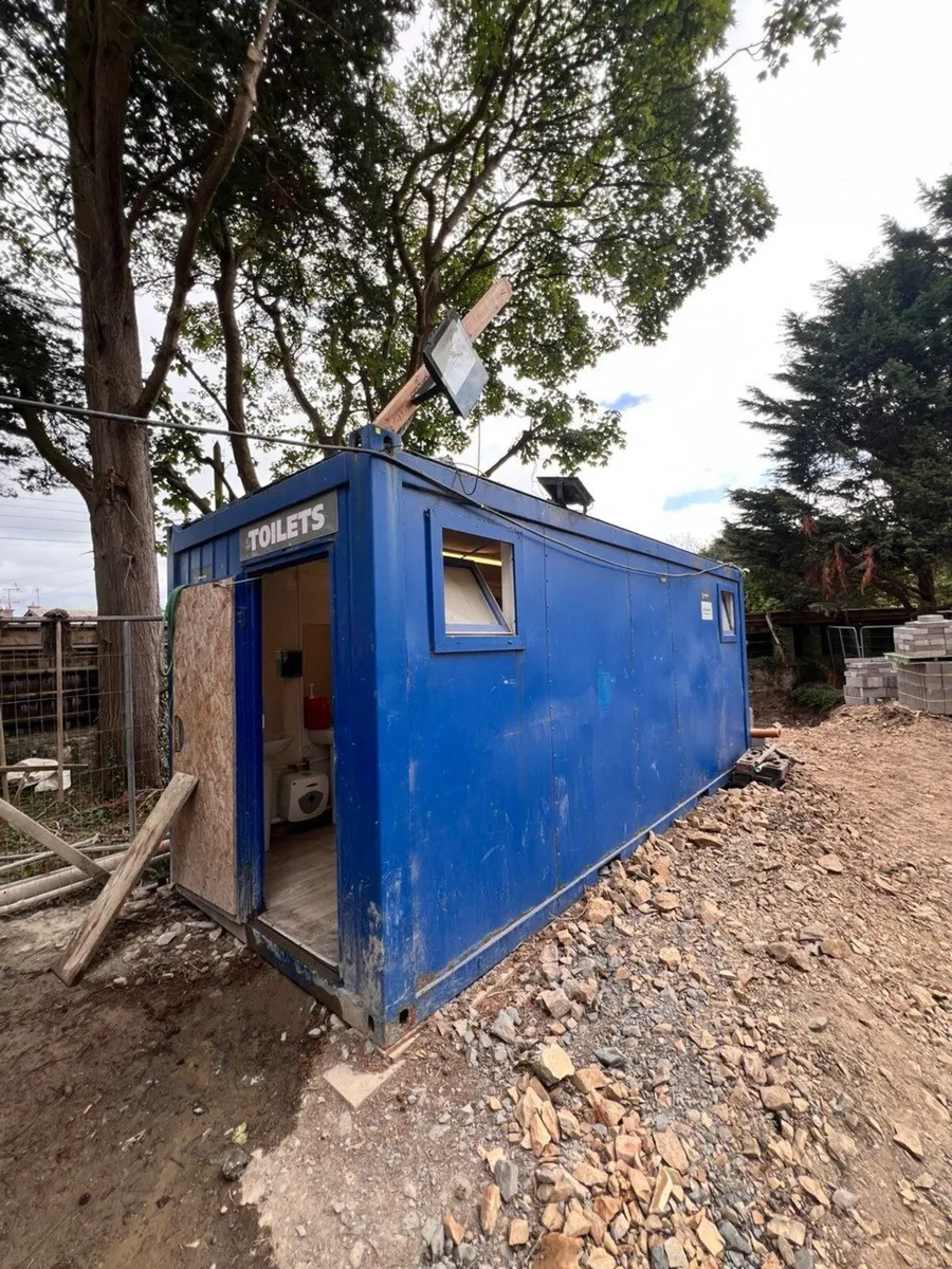 Portable Site Toilet Cabin - Image 1