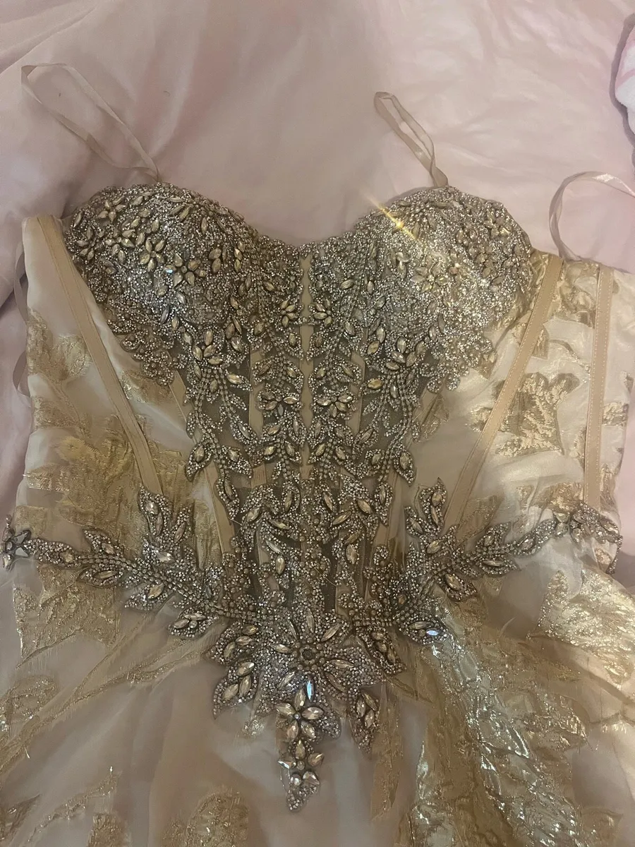 Debs dress - Image 2
