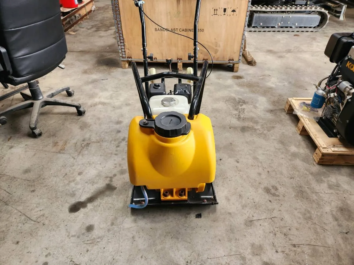 Brand New C90 Honda GX160 Petrol Wacker Plate – 18 - Image 2