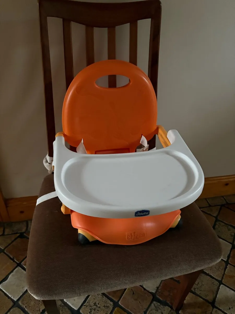 Portable booster seat. - Image 1