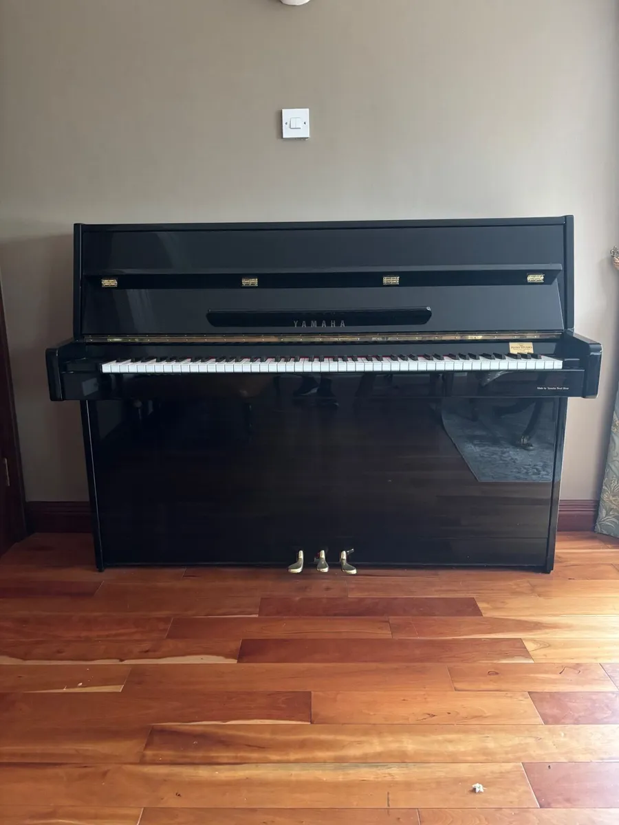 Piano - Image 1