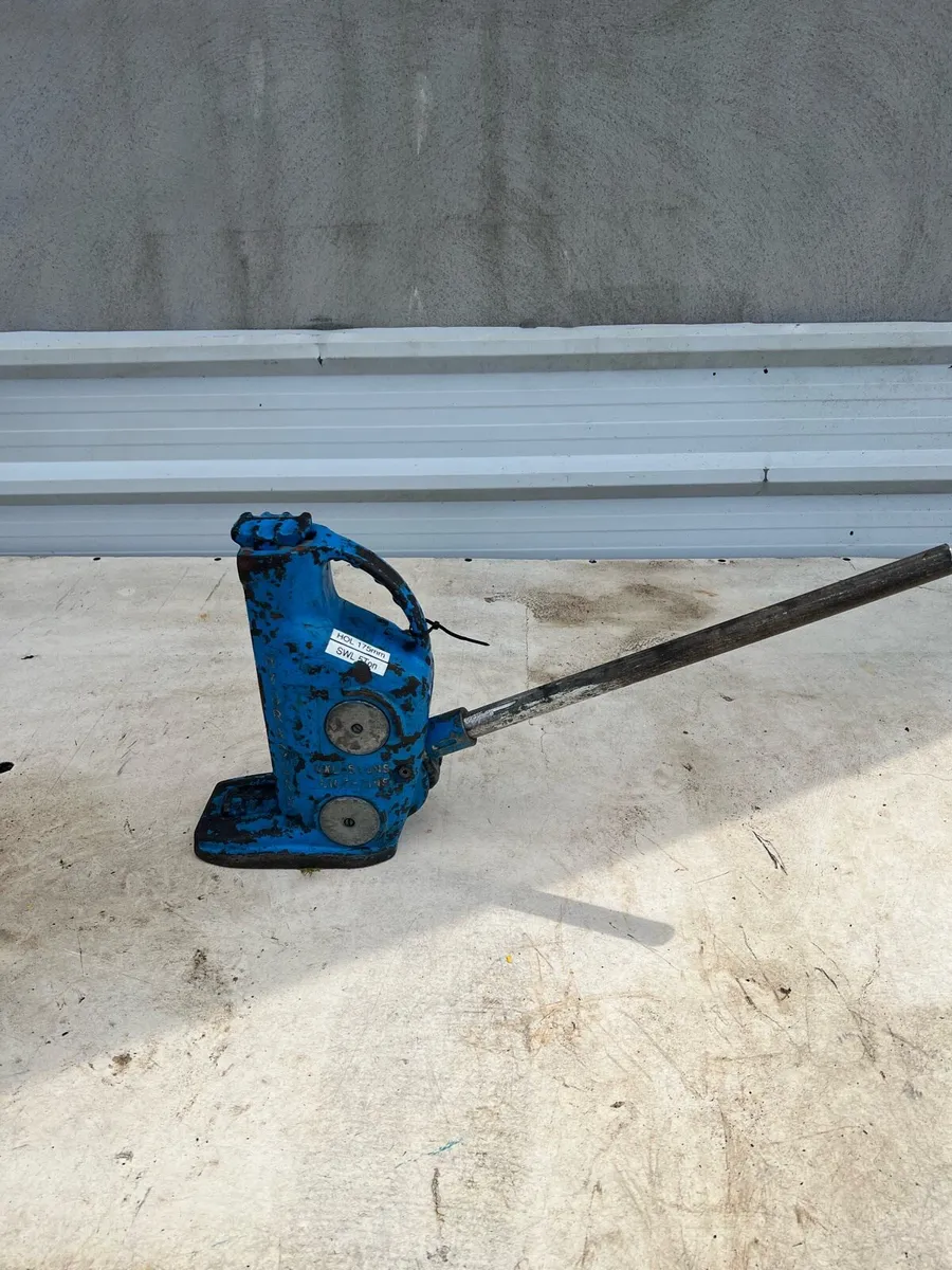 5 Tonne Toe Jack Tangye Hydraclaw - Image 1