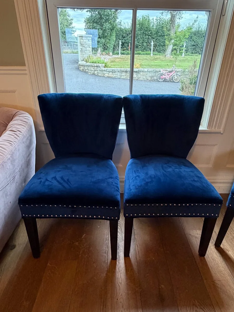 Chairs - Image 3