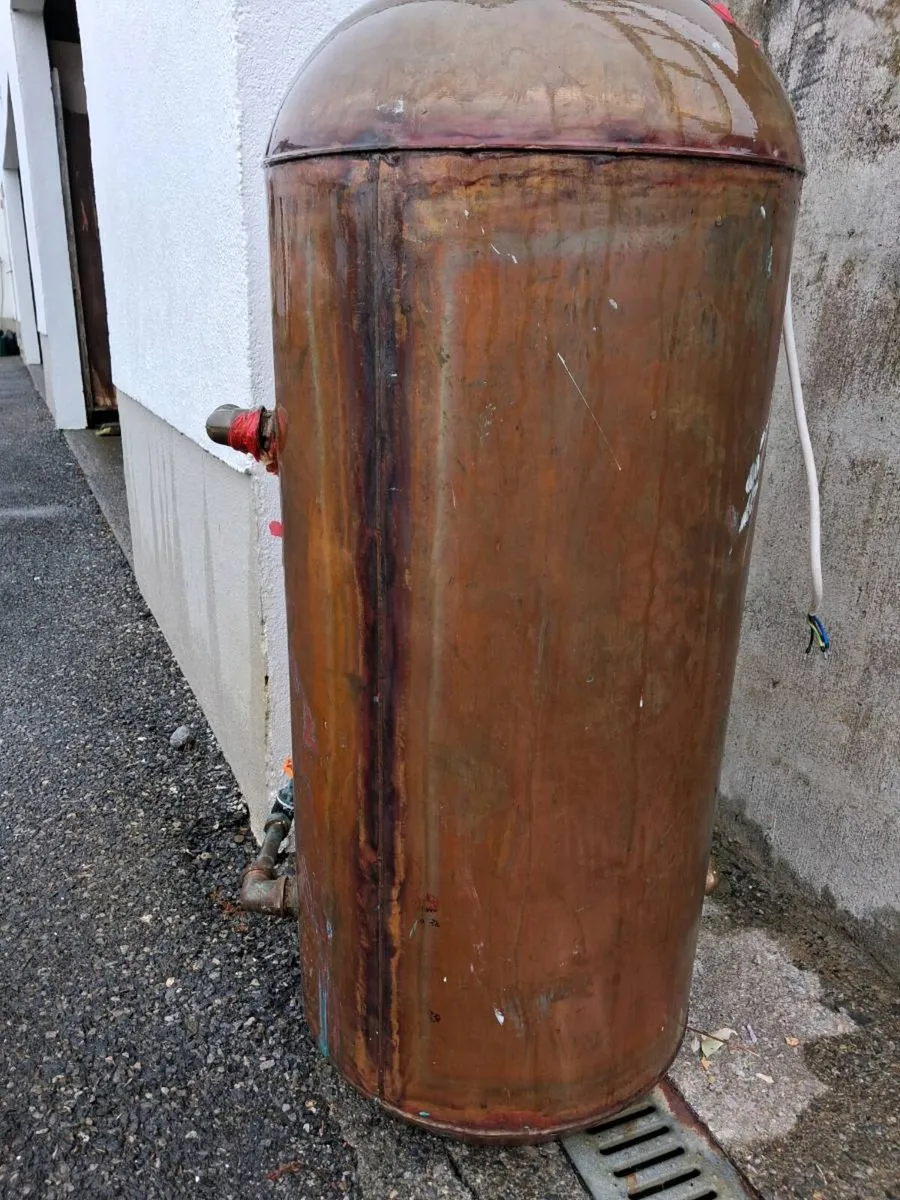 Copper Cylinder & Radiators - Image 1