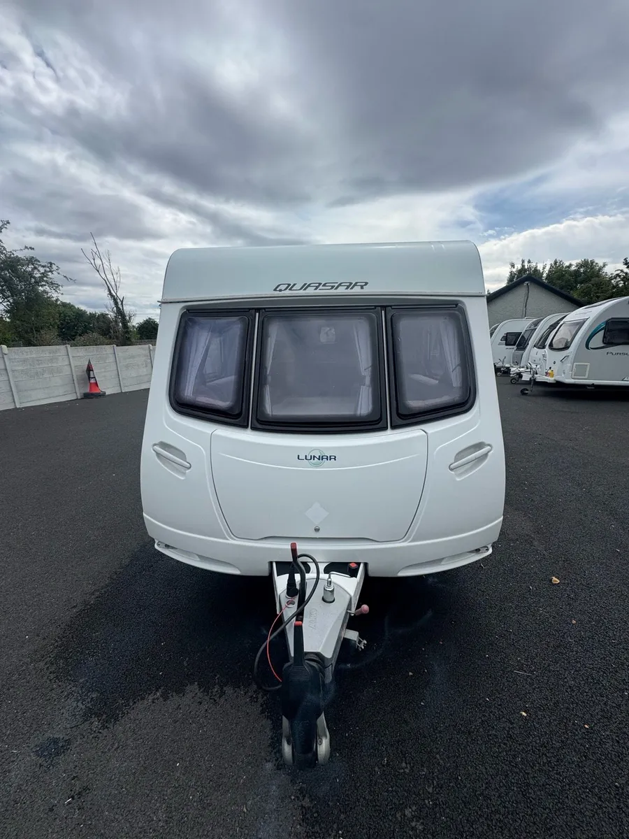 2013 Lunar Quasar 524-4 Berth End Washroom - Image 1