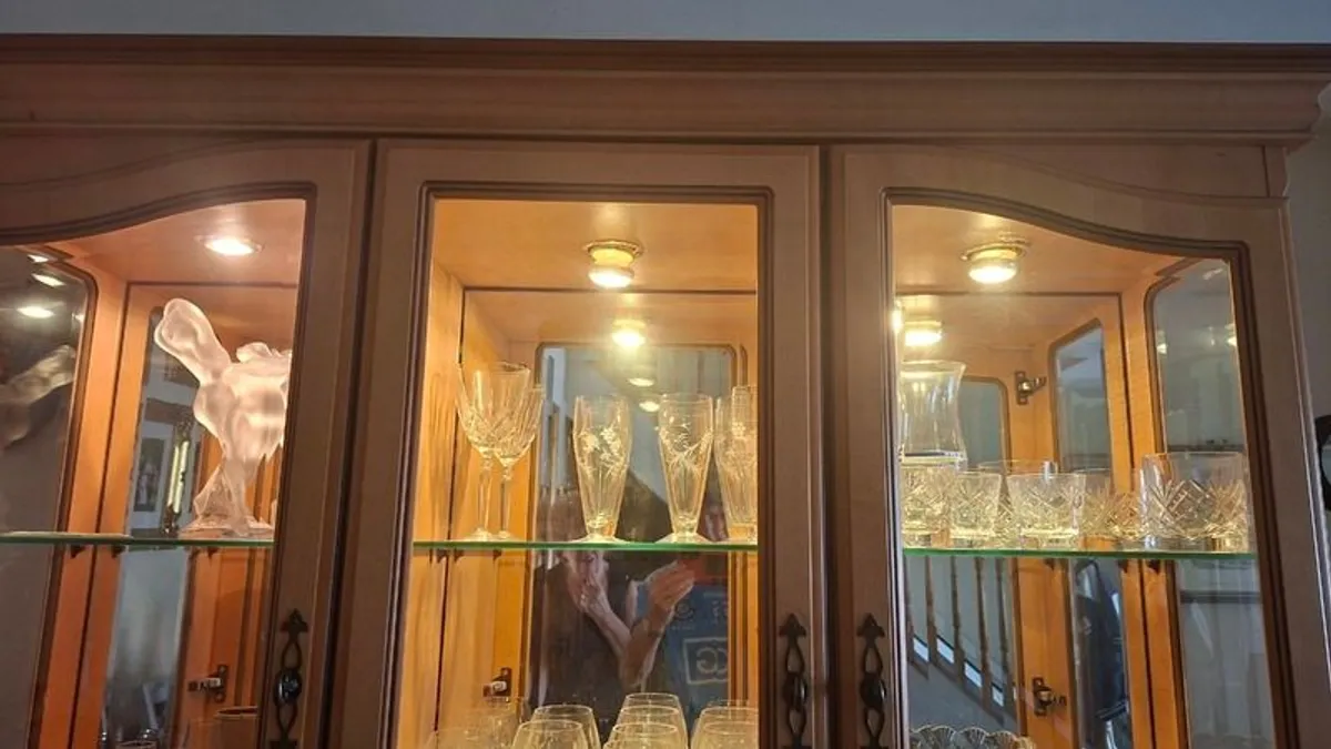 Display cabinet - Image 4