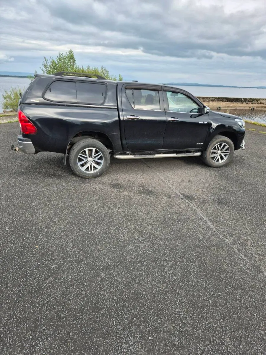 Toyota Hilux (Complete new chassis from Toyota) - Image 4