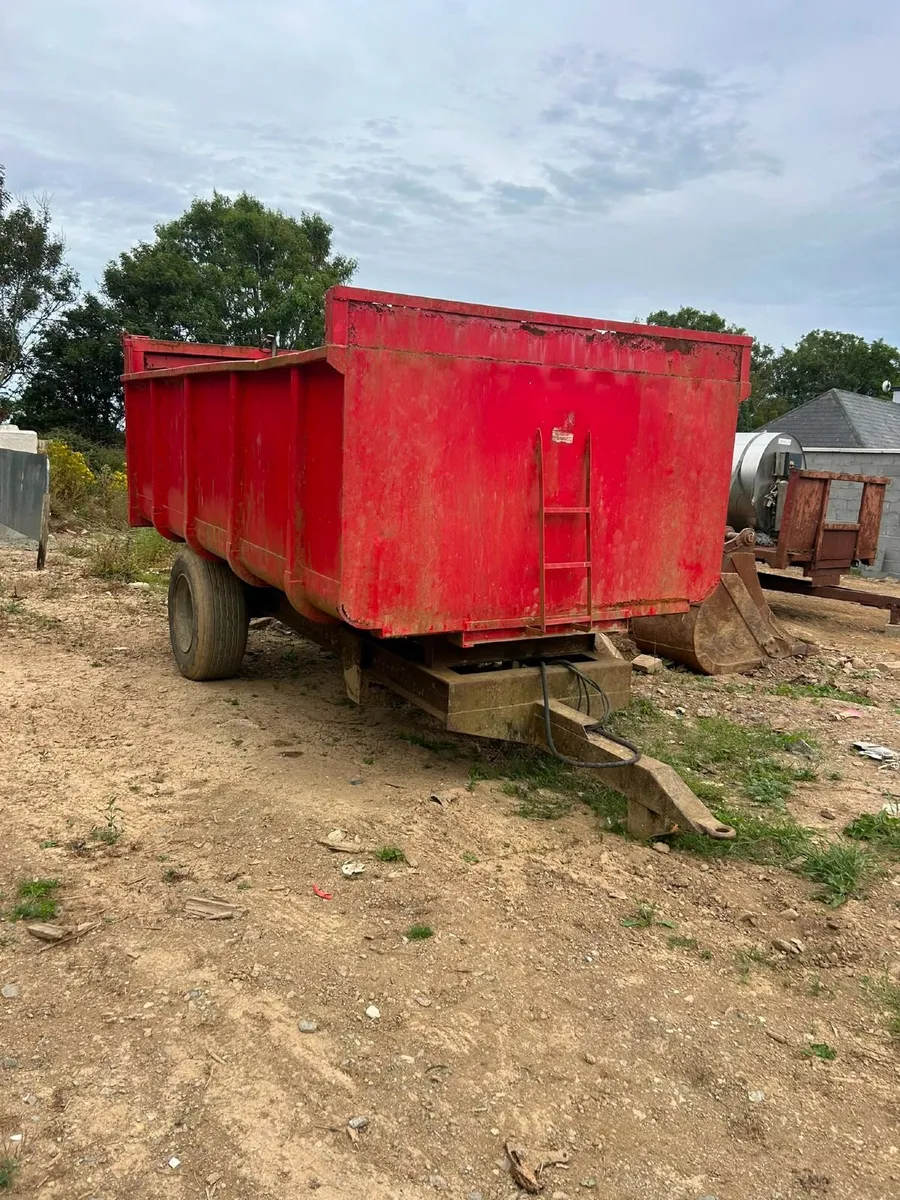 Trailor - Image 1
