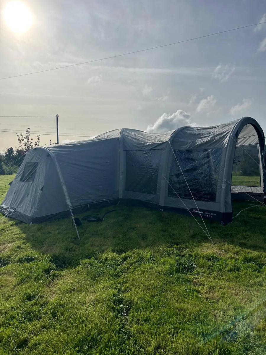 Berghaus Kepler 9 nightfall air tent - Image 1