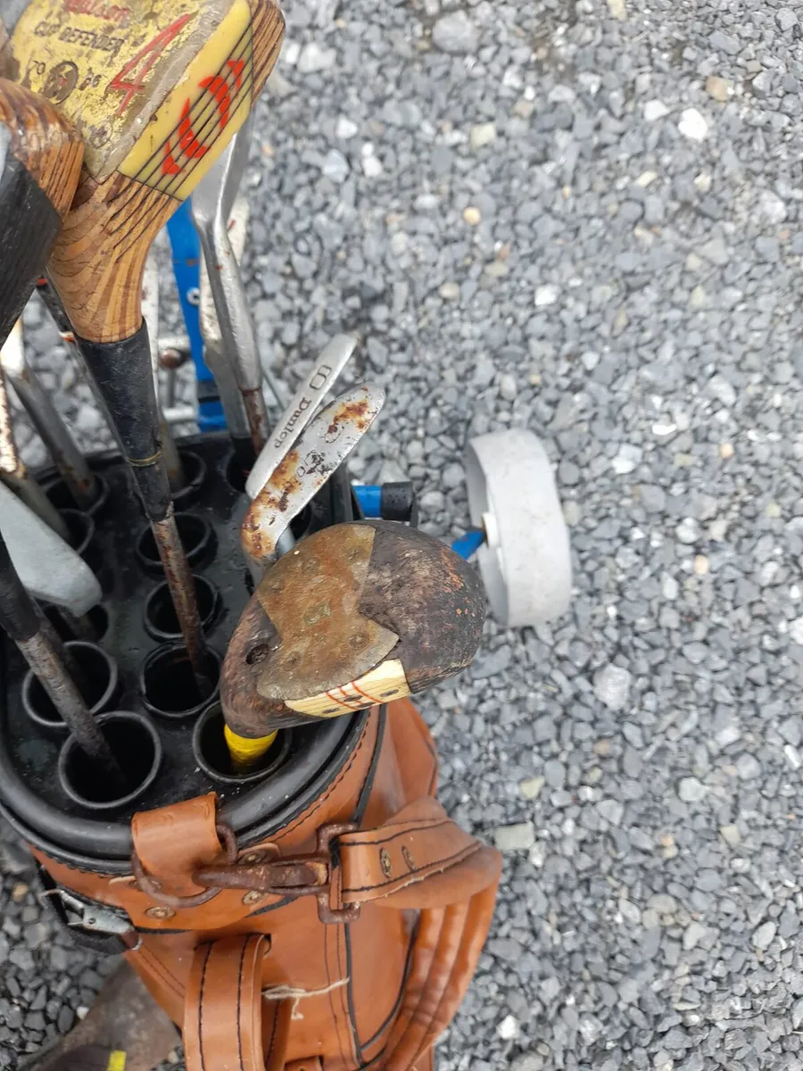 Golf Trolly Bag and Clubs - Image 4